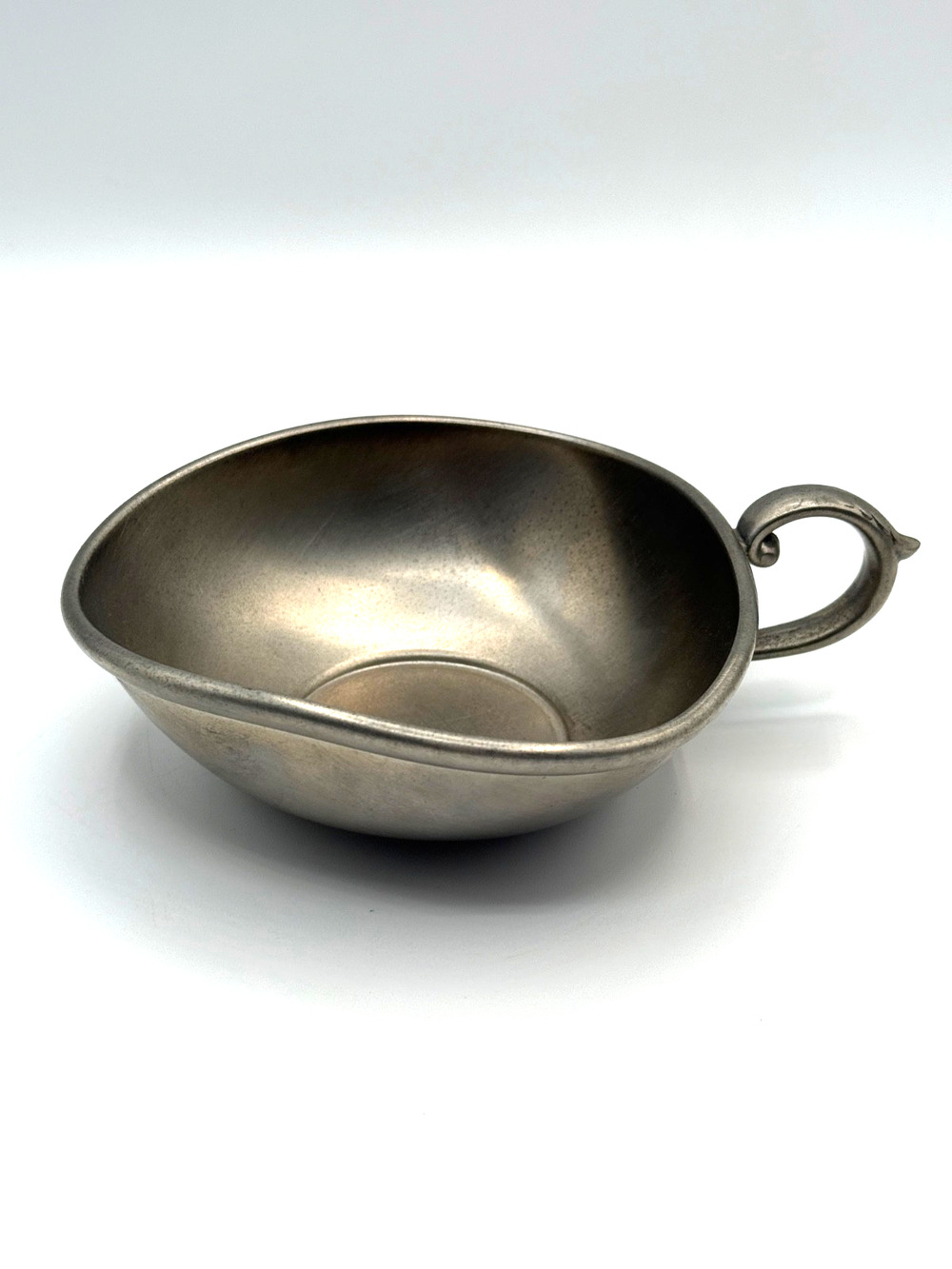 Vintage Preisner Pewter 2162 Porringer Bowl Scroll Handle USA 5"